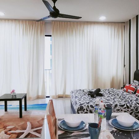 Peanut Butter Homestay - Trefoil Setia Alam Шах Алам Екстериор снимка
