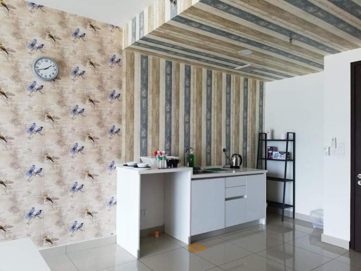 Peanut Butter Homestay - Trefoil Setia Alam Шах Алам Екстериор снимка
