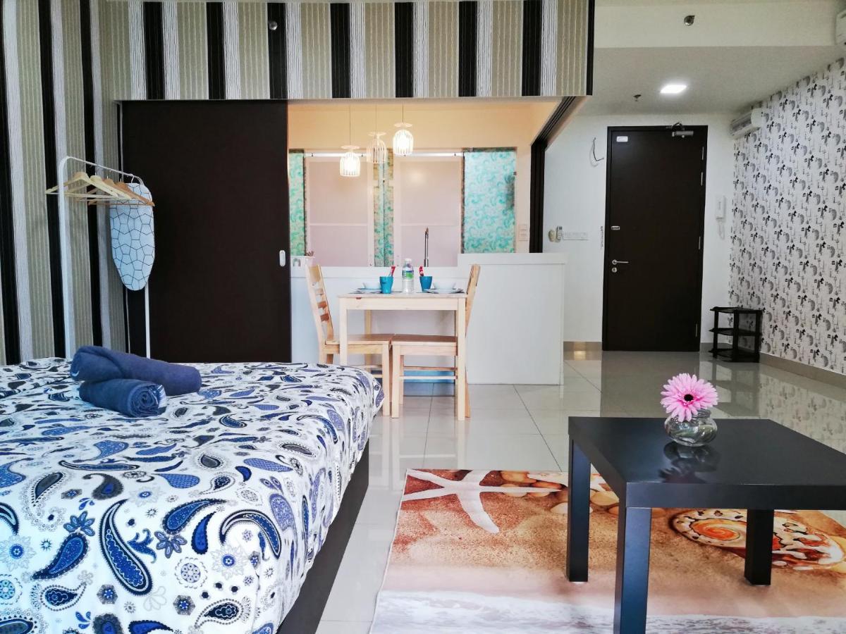 Peanut Butter Homestay - Trefoil Setia Alam Шах Алам Екстериор снимка