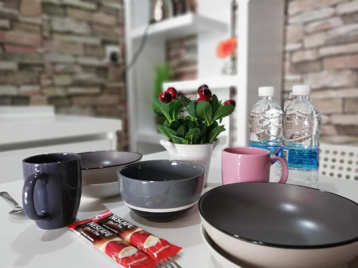 Peanut Butter Homestay - Trefoil Setia Alam Шах Алам Екстериор снимка